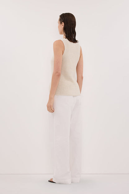 PEARL NATURAL SLEEVELESS SCOOP KNIT TOP