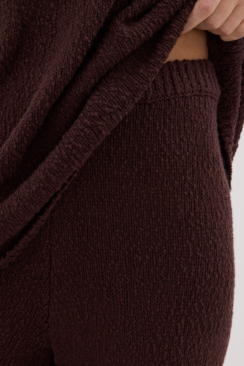 SUE CHOC FRINGE KNIT PANT